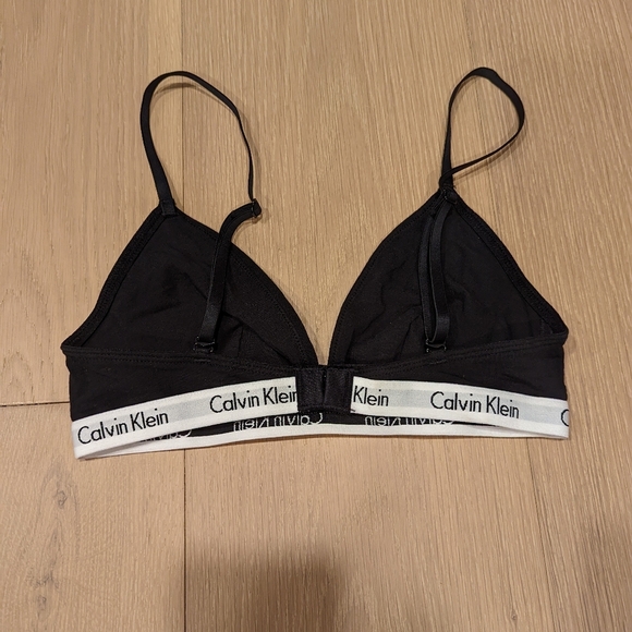 Calvin Klein Black Triangle Bralette - Picture 5 of 5